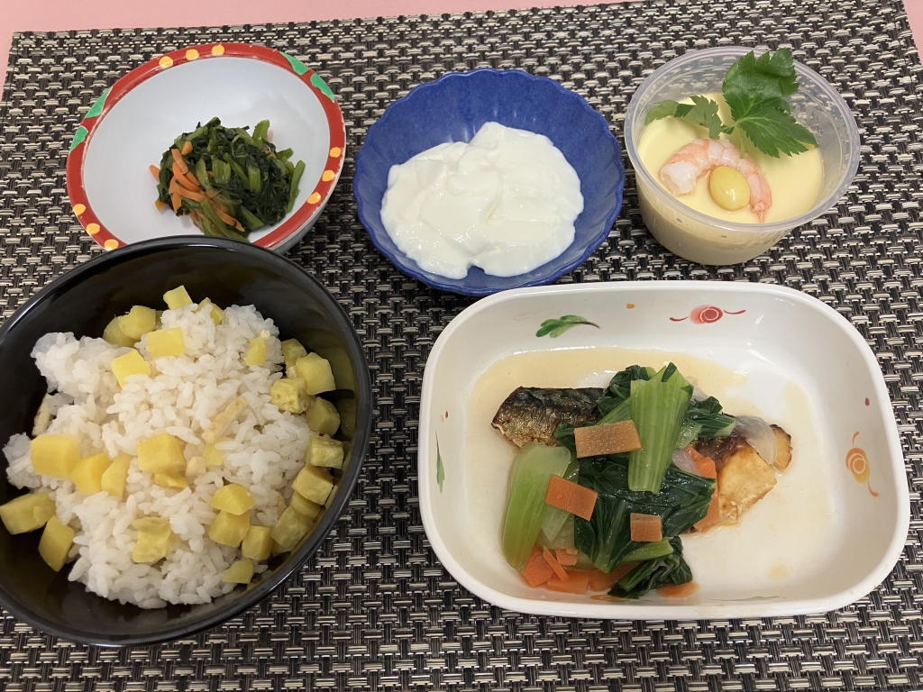 11月の行事食をご紹介いたします